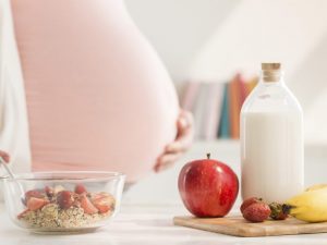 درمان یبوست بارداری با تغذیه مناسب